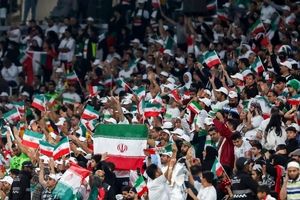 واکنش سرپرست تیم ملی فوتبال به اختصاص ۴ درصد از بلیط‌ها به هواداران ایرانی در قطر