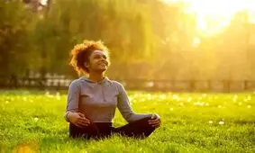چرا ۱۵ دقیقه آفتاب گرفتن، از هر مکملی موثرتر است؟