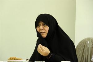 ادعای حیرت انگیز کارشناس صداوسیما: اگر زنی در غرب بخواهد پیشرفت کند حتما به او تعرض می شود/ ویدئو