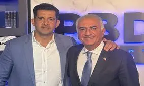 ماجرای نامه مجری معروف آمریکایی به رضا پهلوی/ مردم ایران باید فرد درست را انتخاب کنند و پشتش بایستند/ باید از دیدگاه رمانتیک درباره رضا پهلوی، دست بردارند/ او مثل پدرش محمدرضا پهلوی نیست و نمی خواهد این شغل را به عهده بگیرد/ ویدئو