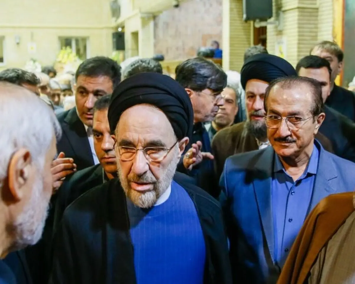  از خاتمی تا دایی در مراسم ترحیم همسر «محسن مهرعلیزاده»/ تصاویر
