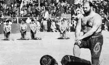 سفر در زمان؛ «محمدعلی کلی» در کنار «شعبان بی مخ» در زورخانه در تهران؛ سال 55 