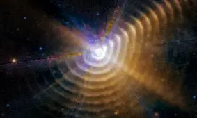 حلقه‌های عجیب در اطراف یک ستاره درخشان

