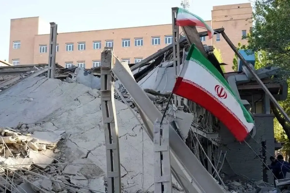 عارف: حمله با بمب سنگرشکن به دانشگاه شریف، نماد جنون و جهل ترامپ است

