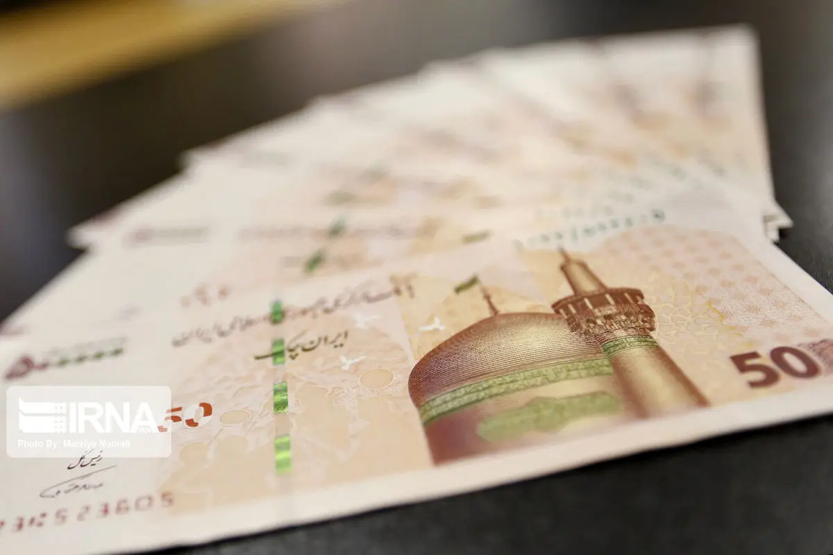 قاچاق سوخت و بازار داغ چک‌ پول
