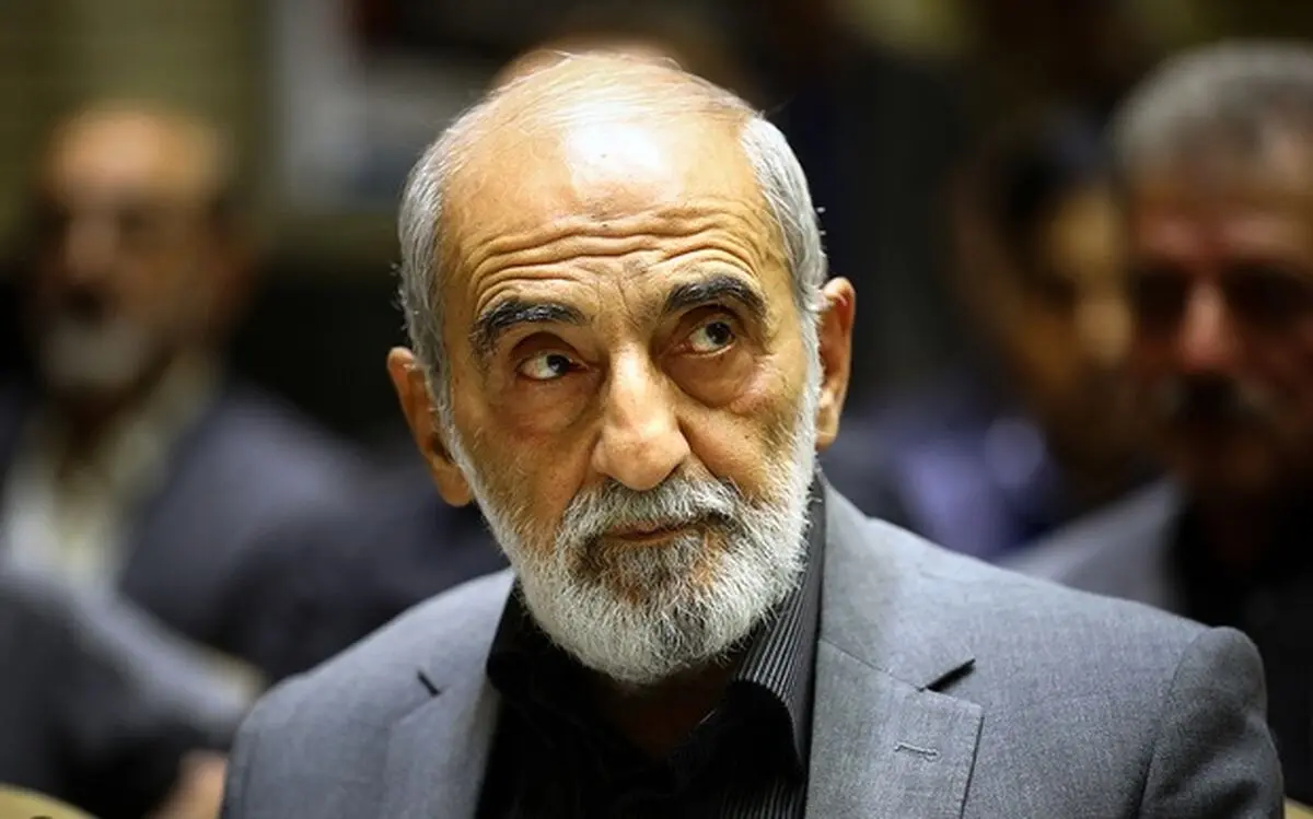 حسین شریعتمداری: هموطنان بحرینی را منتظر نگذاریم؛ آنها از سوی آمریکا و رژیم صهیونیستی و تحت حاکمیت مصنوعی آل‌خلیفه به بند کشیده شده‌اند/ هموطنان بحرینی‌مان بارها اعلام کرده‌اند که خواستار پیوستن به ایران یعنی وطن اصلی خود هستند