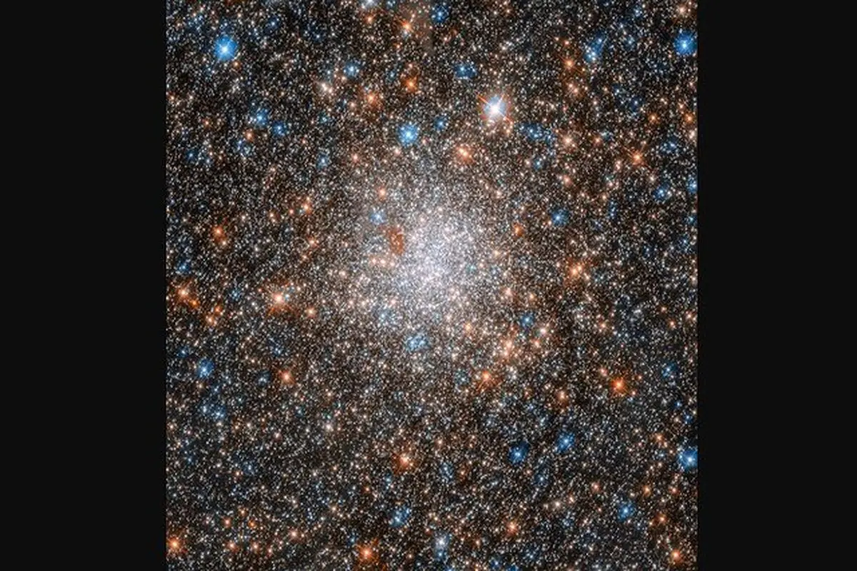 عکس روز ناسا از درخشش یک خوشه ستاره‌ای کروی

