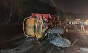 تصادف مرگبار کامیون در جاده قدیم امامزاده هاشم با ۴ قربانی 