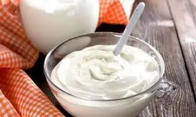 بهترین زمان خوردن ماست برای سلامت روده