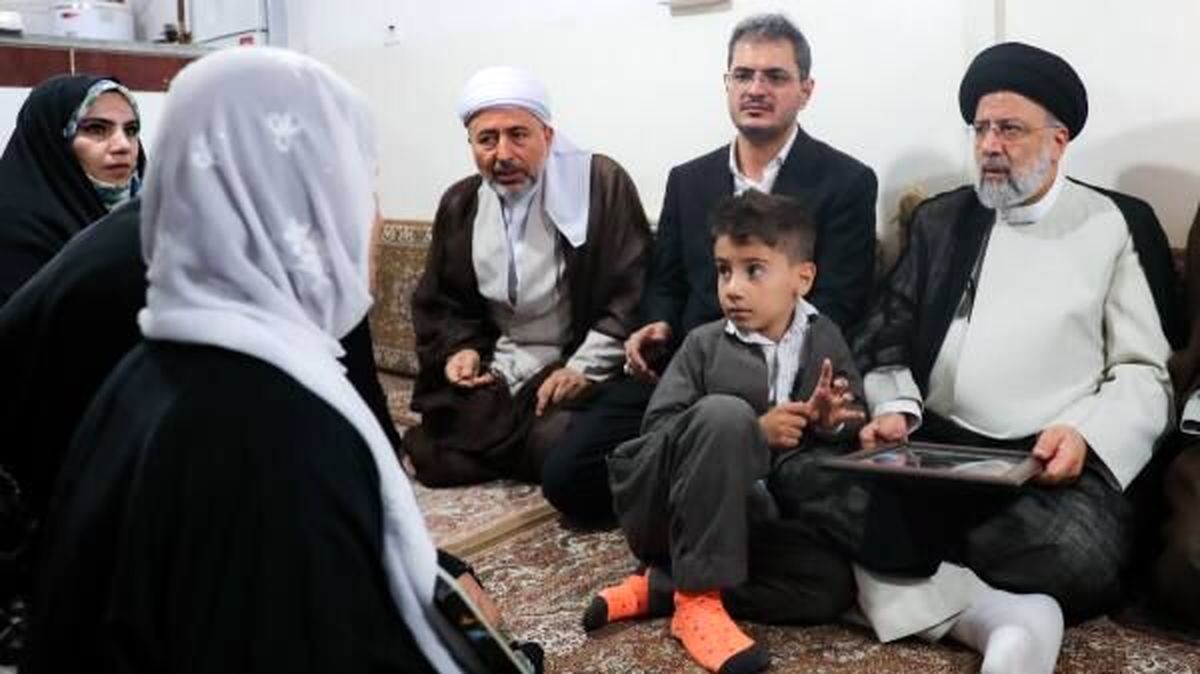 رئیسی نشستن در «سیاهچادرها» را بر جلسات «اودکلنزدهها» ترجیح میدهد/ این به تنهایی البته، کافی نبوده و نیست