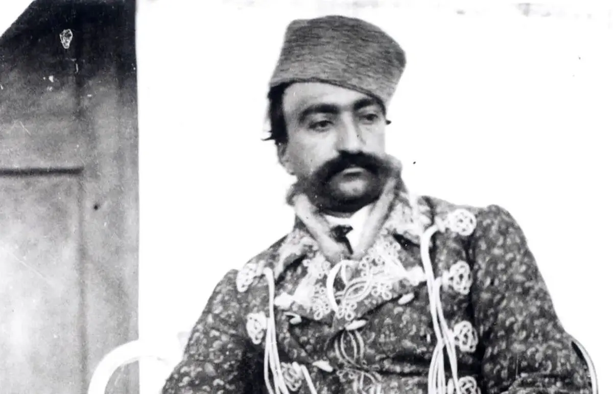 سفر در زمان؛ خانوادۀ قحطی‌زدۀ ایرانی در زمان ناصرالدین شاه