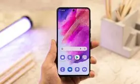 این گوشی‌های سامسونگ را آپدیت نکنید!