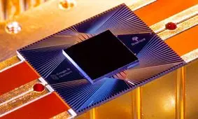 جهش در سرعت محاسبات با تراشه کوانتومی تجاری