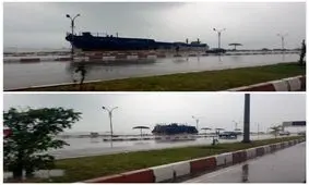 ورود کشتی به شهر بندرعباس!