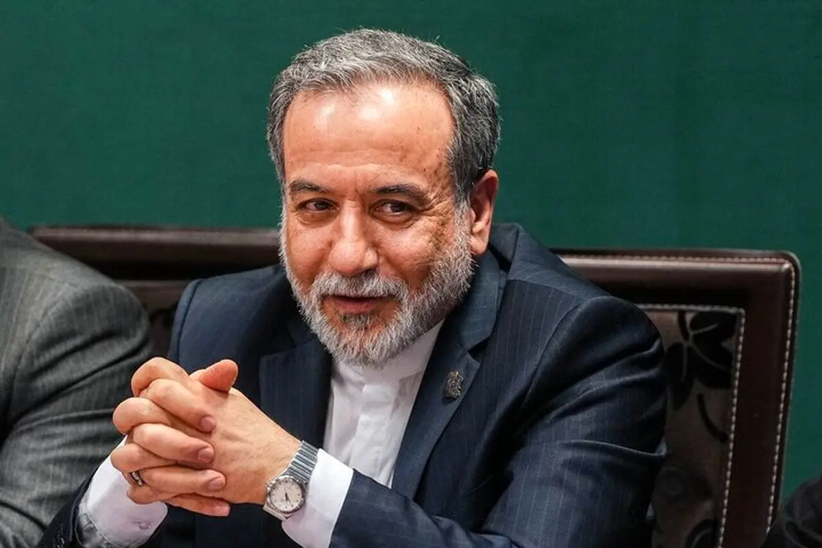 عراقچی: 2 مرحله پیش‌بینی شده؛ اول یادداشت تفاهم و بعد توافق نهایی/ احتمال امضای تفاهم در چند روز آینده به صورت دیجیتالی/ طبق قوانین بین‌الملل گرفتن عوارض از تنگه هرمز امکان‌پذیر نیست/ موضوع خسارت و غرامت در طرح بازسازی لحاظ شده است
