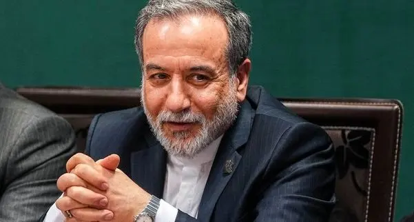 عراقچی: 2 مرحله پیش‌بینی شده؛ اول یادداشت تفاهم و بعد توافق نهایی/ احتمال امضای تفاهم در چند روز آینده به صورت دیجیتالی/ طبق قوانین بین‌الملل گرفتن عوارض از تنگه هرمز امکان‌پذیر نیست/ موضوع خسارت و غرامت در طرح بازسازی لحاظ شده است