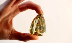 بزرگ ترین الماس بی‌ نقص جهان به قیمت حداقل ۱۳ میلیون پوند به فروش می‌رسد