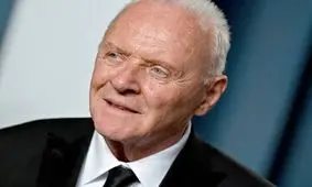  رقص و شادی آنتونی هاپکینز، بازیگر معروف در ۸۵ سالگی/ ویدئو

