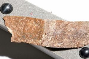 کشف یک طلسم سربی ۱۱۰۰ ساله در بلغارستان