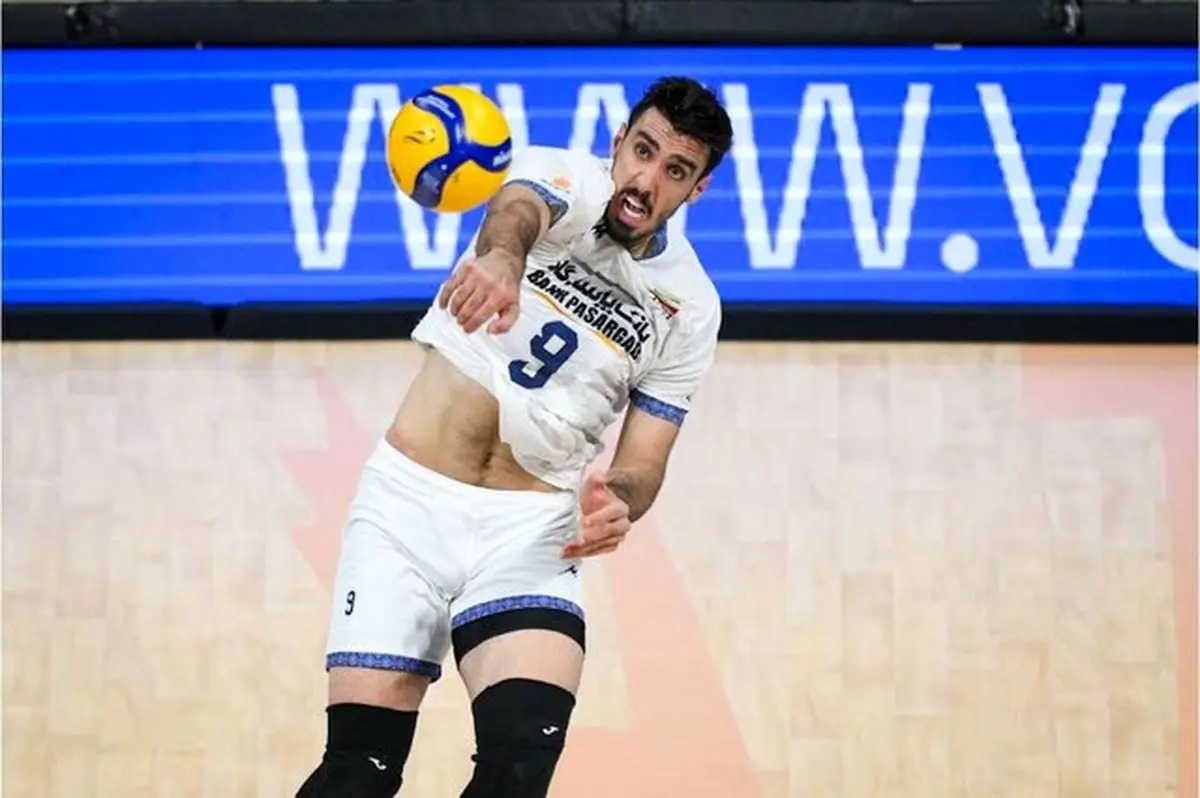 پوریا خانزاده به العربی پیوست
