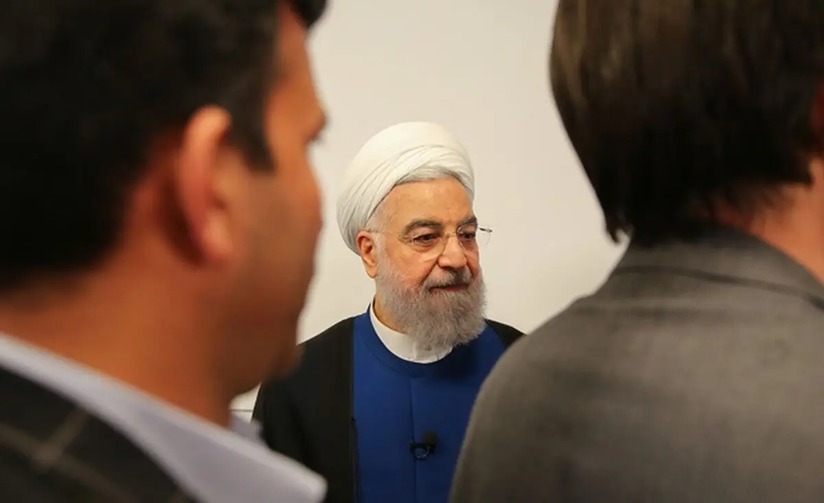 حسن روحانی: باید کانال تلویزیونی خصوصی داشته باشیم/ اقتصاد، تبلیغات، سیاست داخلی و خارجی کار نیروهای مسلح نیست، آنها را ببریم در وظایف ذاتی خودشان/ ویدئو
