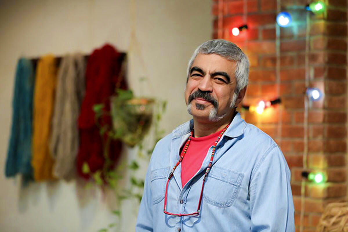 سروش صحت ممنوعالکار نیست/ باید نگاههایی به فرم و محتوای «کتاب باز» اضافه شود