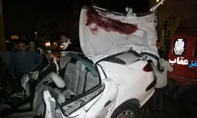 تصادف مرگبار در رشت و حبس ۴ سرنشین/ انحراف از مسیر ۲۰۶ و برخورد با تیر برق