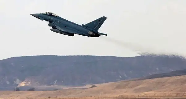 جنگنده‌های اسرائیل شب گذشته تا مرز ایران آمدند/ هواپیماهای سوخت‌رسان نیروی هوایی آمریکا در نزدیکی مرز ایران مشاهده شد