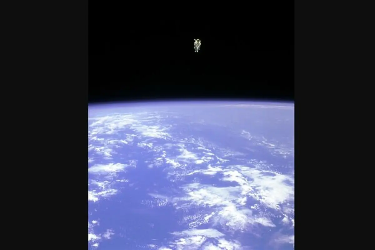 عکس روز ناسا از پرواز آزادانه در فضا

