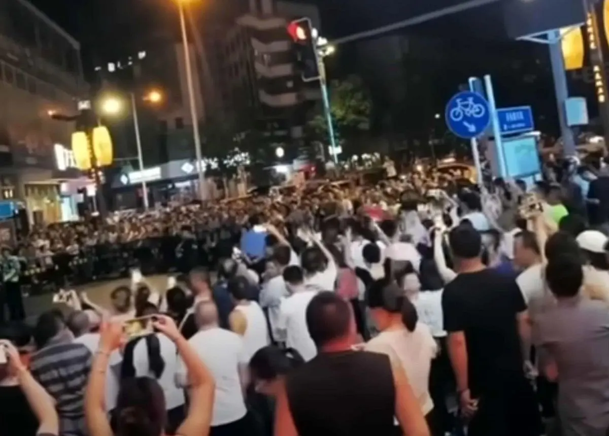 شورش برای اجساد/چینی‌ها نمی‌خواهند مردگانشان را بسوزانند