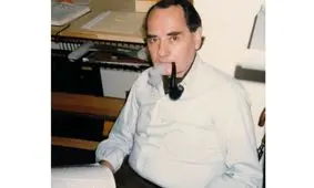 افشاکننده فساد موزه‌ها درگذشت