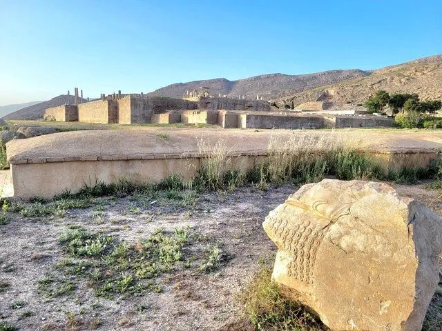 فراموش‌ شدۀ تخت جمشید!