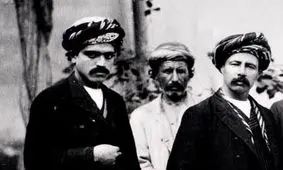 سفر به تاریخ؛ لباس زیبای خان‌های کردستان در دوران قاجار