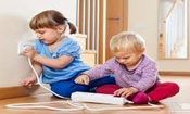 کمک‌‌های اولیه در زمان برق گرفتگی کودکان