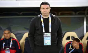 باشگاه فولاد از جواد نکونام شکایت کرد

