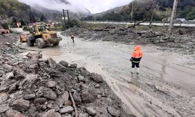 محور هراز مسدود شد