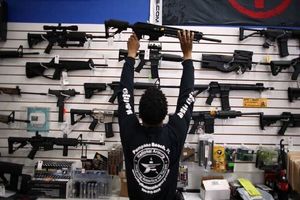 تعداد اسلحه‌ها در آمریکا از تعداد جمعیت این کشور بیشتر است