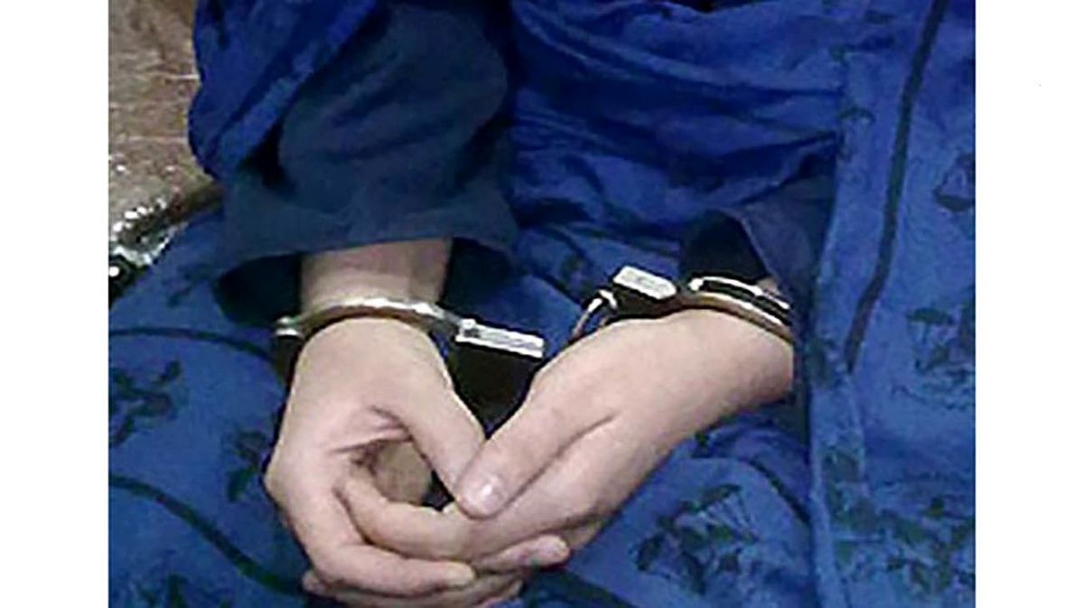 بازداشت یک زن بوشهری که عکس و فیلم های مبتذل تولید می کرد 