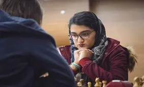 یکه‌تازی مبینا علی‌نسب علمداری در مسابقات شطرنج قهرمانی آسیا

