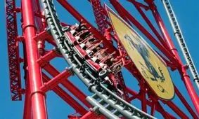 سقوط دو کودک از ترن هوایی پارک شادی یزد/ ویدئو