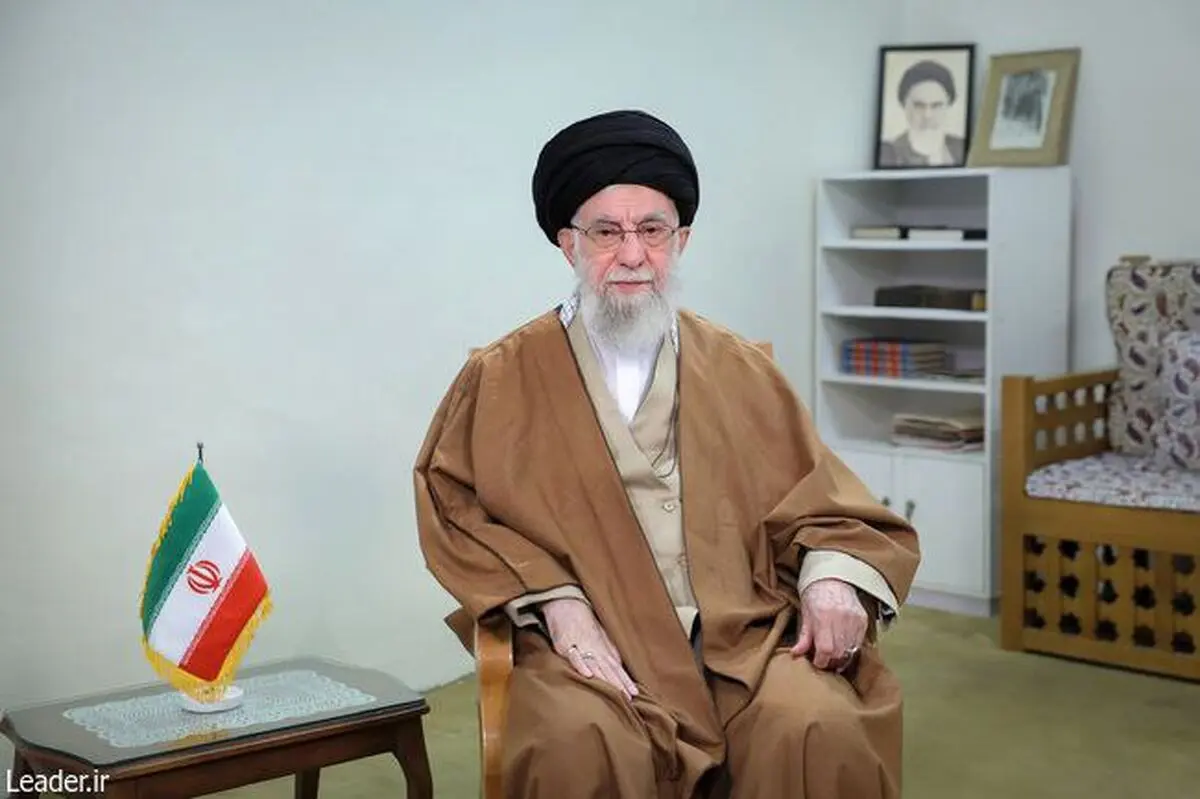 رهبر انقلاب پیام نوروزی خود را در کجا ضبط کردند؟! / ماجرای قاب عکس در پیام نوروزی چیست؟! 