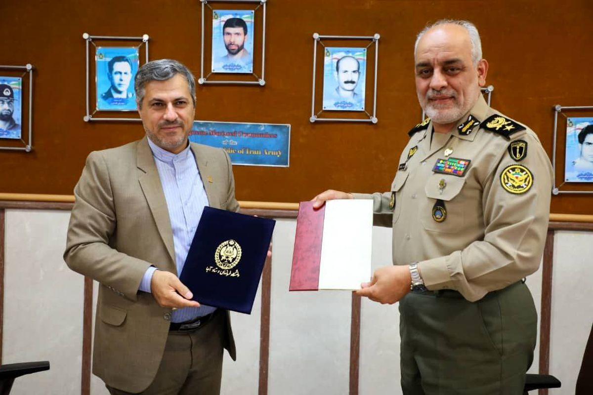 امضای تفاهمنامه همکاری دانشگاه ارتش با دانشگاه بین المللی امامخمینی(ره)
