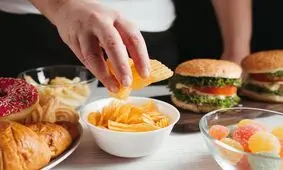 ارتباط هات داگ با کوچک شدن مغز چیست؟
