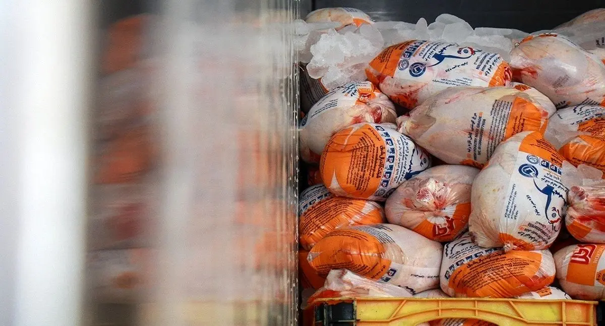 مرغ با ارز نیمایی وارد بازار شد

