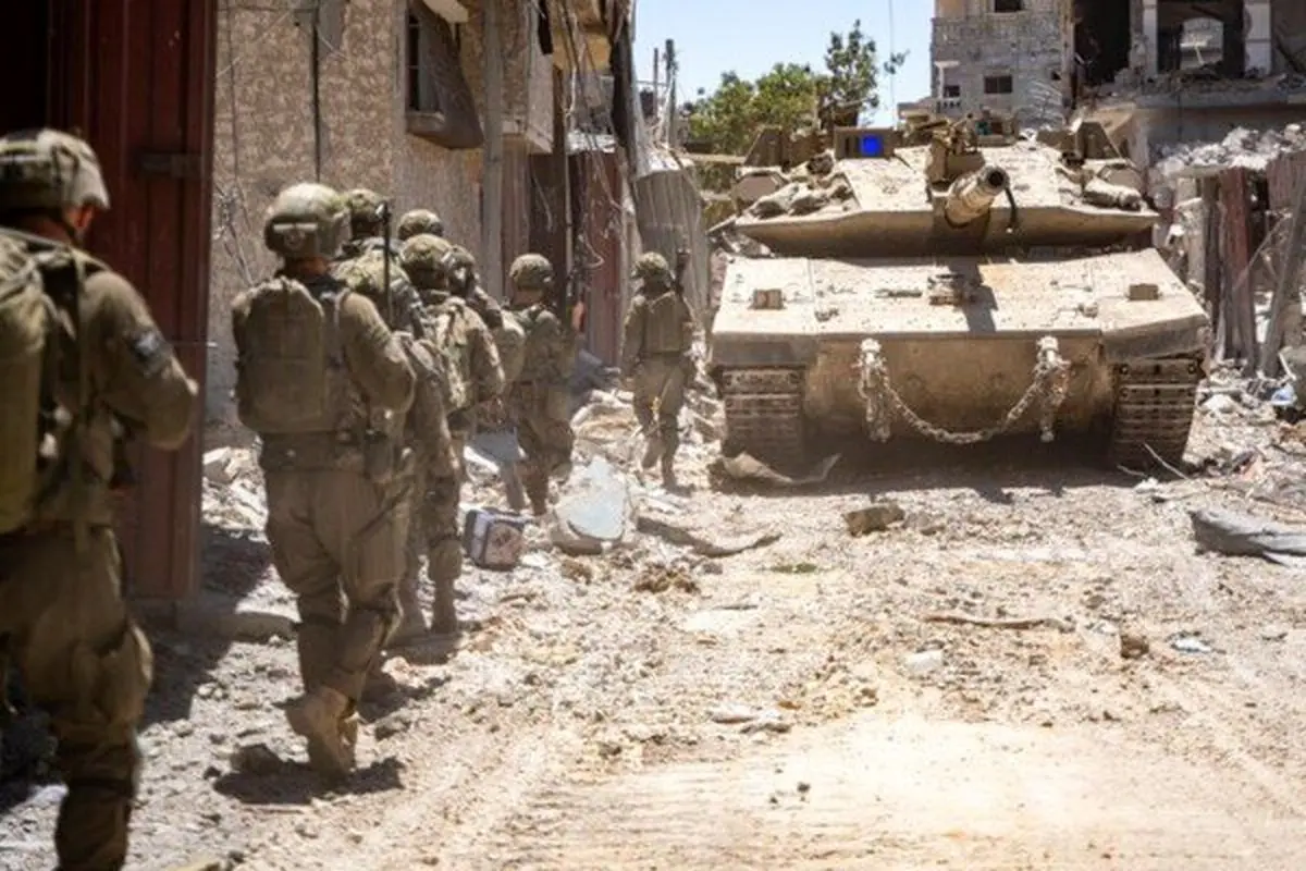 ترامپ: ماکرون به‌زودی کنار می‌رود/  ۲۰۰ درصد تعرفه بر مشروبات الکلی فرانسه وضع می‌کنم و او به آن طرح ملحق می‌شود