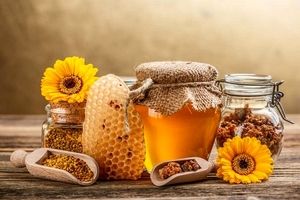 راه‌های تشخیص عسل طبیعی از تقلبی