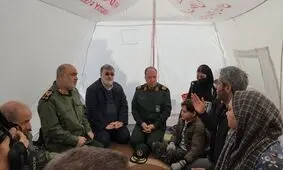 بازدید سرلشکر سلامی از مردم زلزله زده خوی/ ویدئو