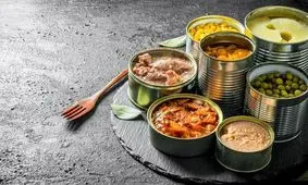 برای پیشگیری از مسمومیت ناشی از مصرف غذای کنسرو شده چه باید کرد؟