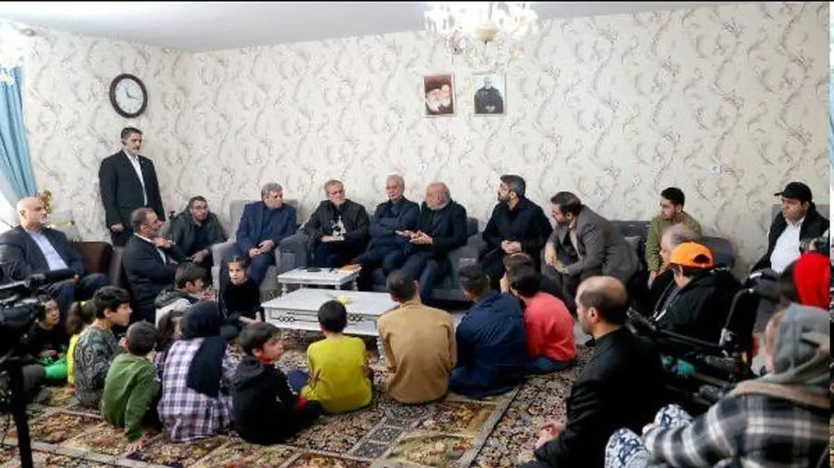 بازدید سرزده پزشکیان از خیریه بهشت امام رضا(ع)/ دستور رئیس‌جمهور برای رفع مشکلات توانجویان

