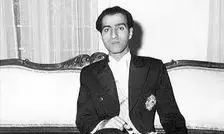 سفر در زمان؛ «احمدرضا پهلوی پسر هفتم رضاخان» در مراسم عروسی اش؛ سال 1330